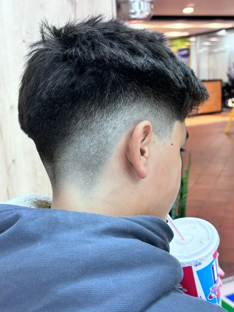 Nuestros Servicios: Barbería en Rionegro Nuestros Servicios: Barbería en Rionegro